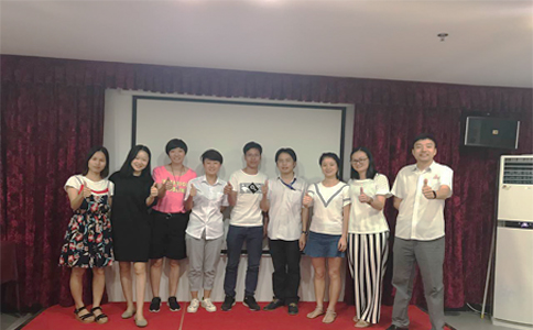  通發(fā)激光的家人們和各位美女初次見面！
